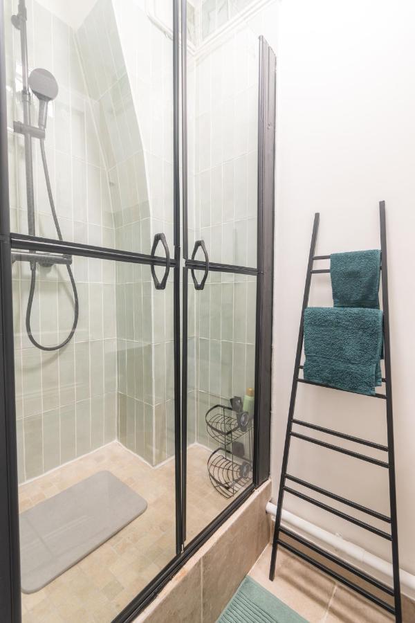 Cosy Et Comfort Studio Equipe A Clichy 5 Min Metro Ngoại thất bức ảnh